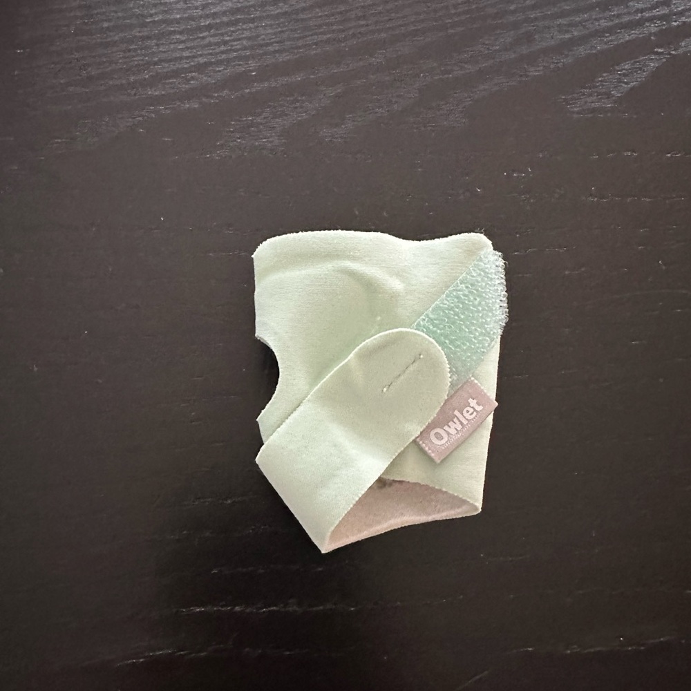 Owlet dream sock replacement size 1 (LEFT)